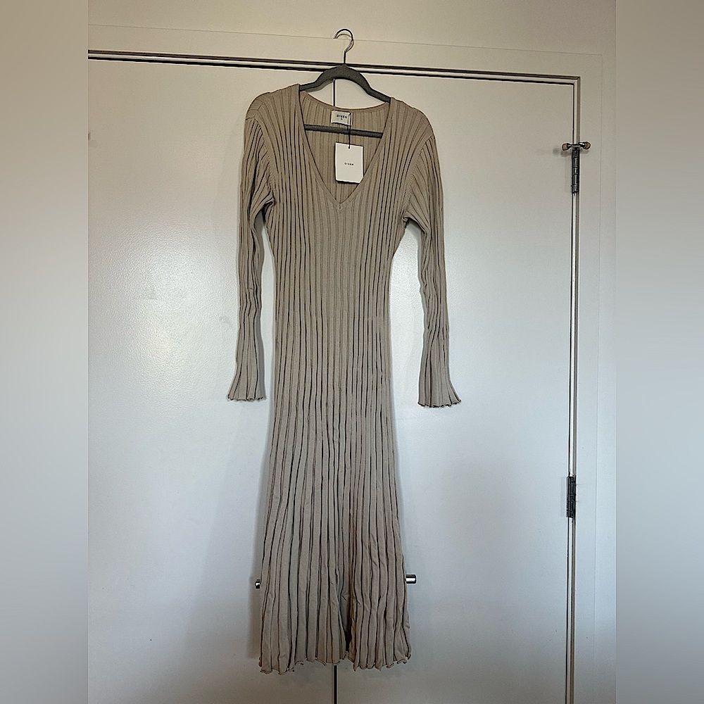 DISSH-Reign stone, long sleeve, knit midi dress